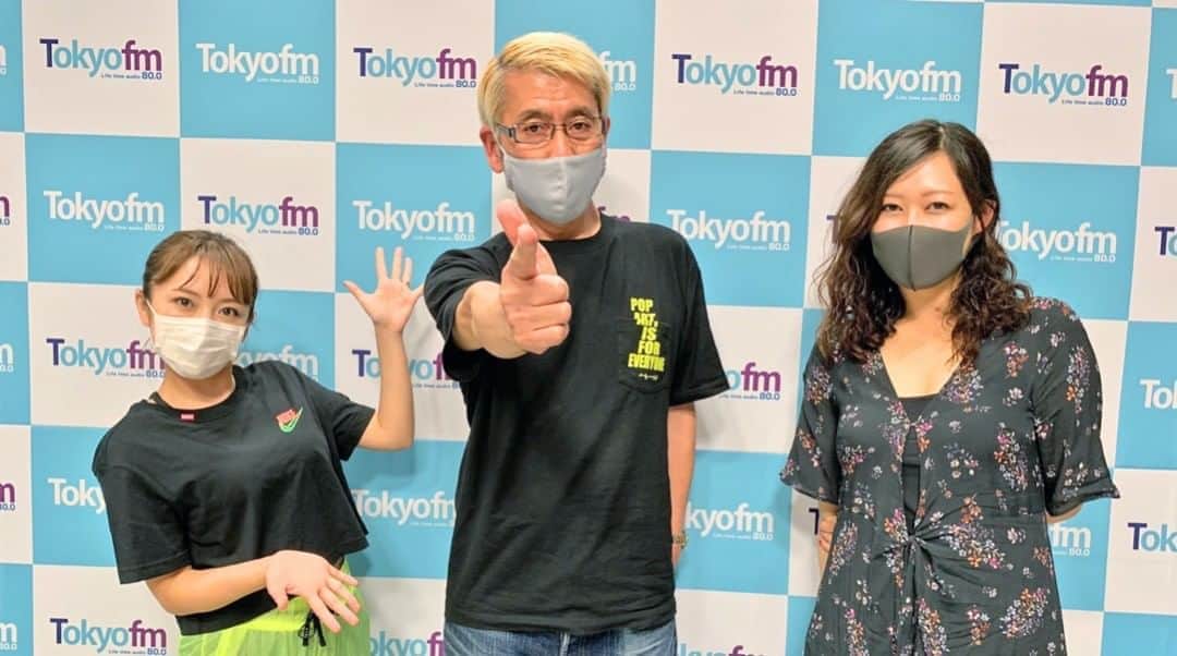 のインスタグラム：「🔮昭和から令和へと続く、📻ラジオの世界🔮  ✨#吉田照美 さん✨をお招きして、昭和から令和へと続くラジオのお話をお聞きしました！  吉田さん、貴重なお話をありがとうございました！！！  #たかみな #高橋みなみ #REINA #これなに #tokyofm #radiko」