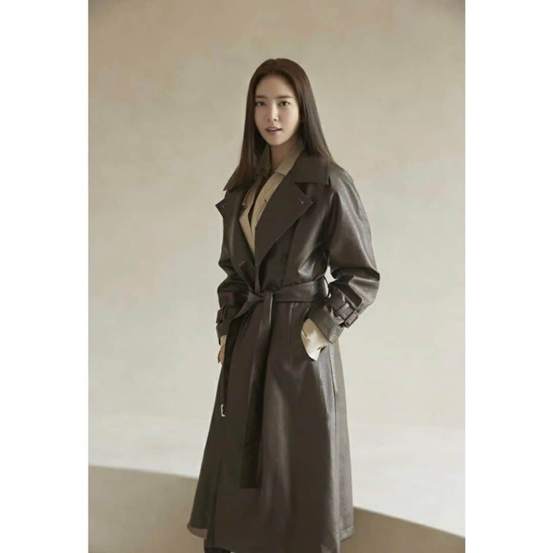 ソン・ダムビのインスタグラム：「가을여자🍂🍁  #앵커#ankor#잘해보아요#❤️」