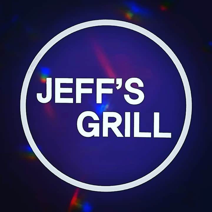カン のインスタグラム：「심심할땐 노래지  --------------------  🍽 JEFF'S GRILL 🍺 9/6(일)부터 가오픈 START🙌!! 코로나 2.5단계 기간동안 점심부터 장사합니다! 품격있는 철판요리 착한가격에 드세요🙇‍♂️ (주당대환영) (한국어, English, 日本語 3개국어 가능 외국인 환영)  -Jeff's Grill 일동-  ( 코로나2.5로 인해 pm9:00까지 영업 ) ⏱ Business Hours ⏱ •open.  __매일 pm17:00 •close. __평일 am03:00  __________주말 am05:00  🏡 Address 🏡 •경기도 성남시 중원구 성남동 1404  _센트럴푸르지오시티 상가 151호  _(상가지하주차장 옆)  . . .  Insta - @jeffs_grill, @jeffchoi89,  @sung_yoon_91 Face book - @jeff's grill  #제프스그릴 #jeffsgrill #맛집 #성남맛집 #분당맛집 #모란맛집 #수진맛집 #모란역 #수진역  #모란술집 #수진술집 #철판 #철판요리 #테판야끼  #술집 #소주 #맥주 #생맥 #사케 #와인 #데일리 #맛스타그램 #맛 #맛집추천 #맛집스타그램 #맛집탐방」