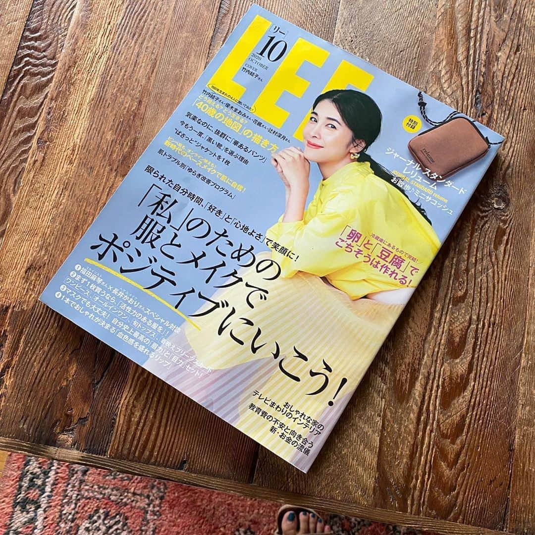 高山都さんのインスタグラム写真 - (高山都Instagram)「@magazinelee 10月号に出ております。 長井かおりさんのメイクページは、眉と目の力ってすごいなーと、現場でもすごく勉強になった簡単テクニックたくさん。 @atelier_nuu のタイアップページにも。 今月号もすごく面白かったー。 卵と豆腐のお料理ページも真似してみたいメニューたくさん！ よかったら見てみてください。」9月8日 1時18分 - miyare38