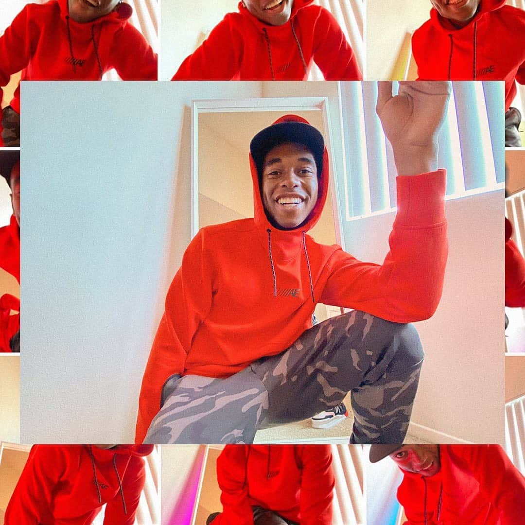 のインスタグラム：「At home or on the go, the Active 24/7 hoodie is a must have for all-day comfort 🏃‍♂️」