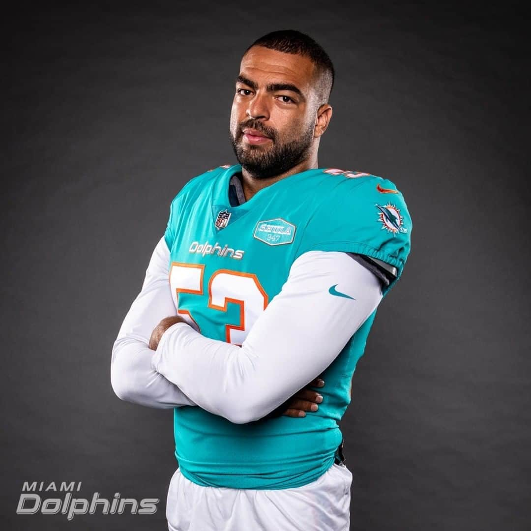 マイアミ・ドルフィンズさんのインスタグラム写真 - (マイアミ・ドルフィンズInstagram)「Our 2020 Captains.」9月8日 1時31分 - miamidolphins