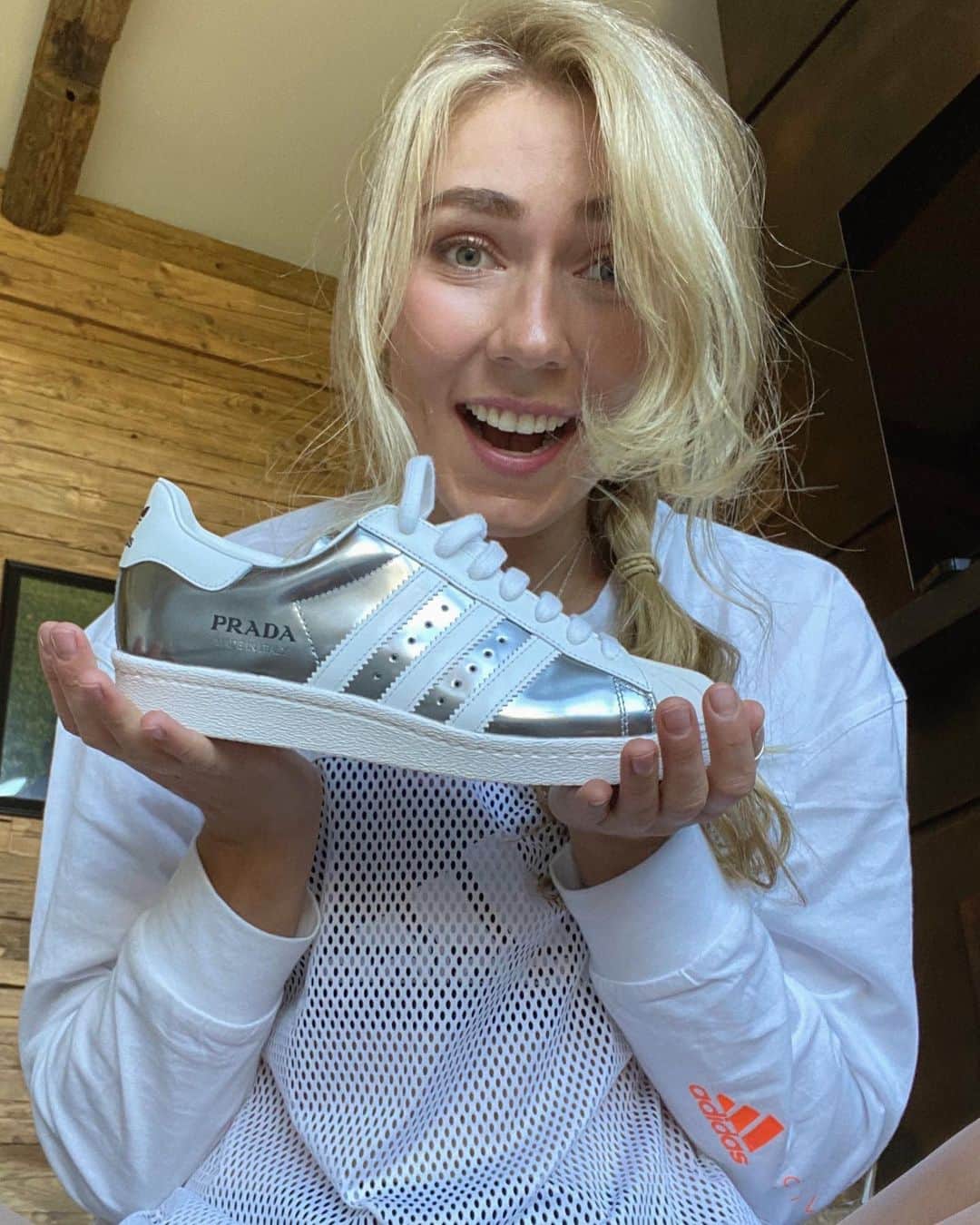 ミカエラ・シフリンのインスタグラム：「@adidas x Prada Superstars (Me=🤩🤩🤩) #pradaforadidas」