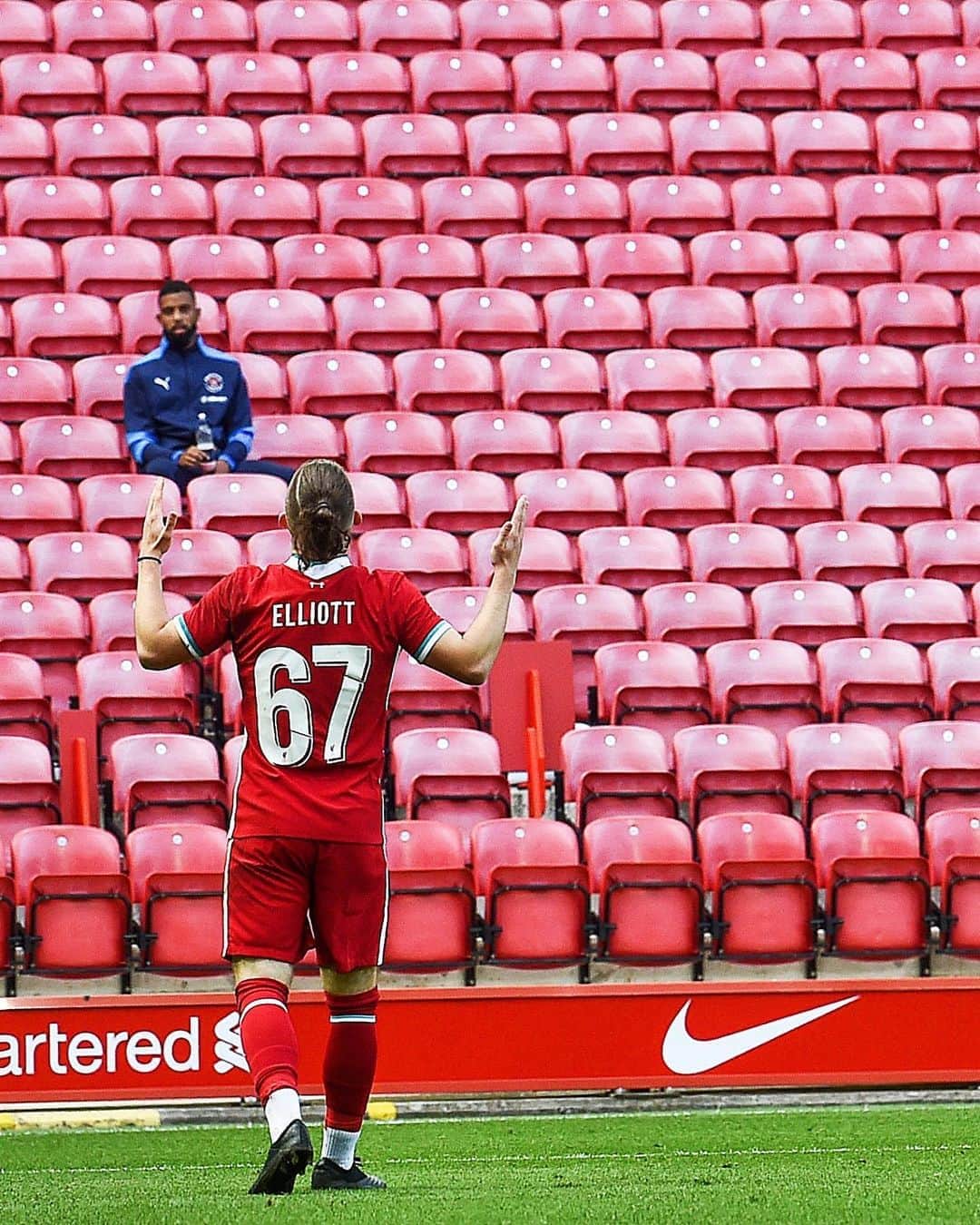 リヴァプールFCさんのインスタグラム写真 - (リヴァプールFCInstagram)「“It has been a dream ever since I was a little boy.” @harveyelliott07 on scoring for the Reds ✨🔴 #LFC #LiverpoolFC #Liverpool #Anfield」9月7日 17時14分 - liverpoolfc