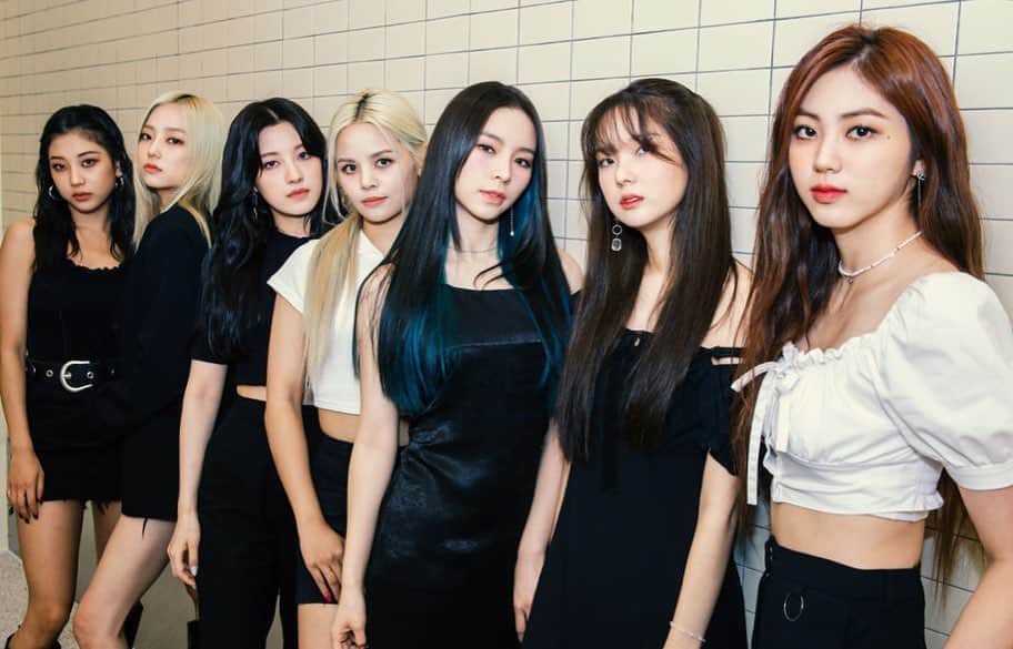 エルキーのインスタグラム：「#2000dayswithCLC #CLC #CHESHIRE」
