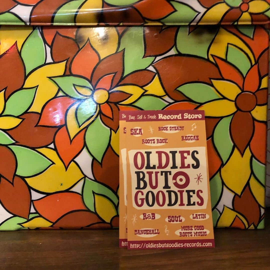 MUROさんのインスタグラム写真 - (MUROInstagram)「相変わらず素晴らしい セレクションでした♪ @oldiesbutgoodies_records  #oldiesbutgoodiesrecords  #motownmonday」9月7日 17時23分 - dj_muro