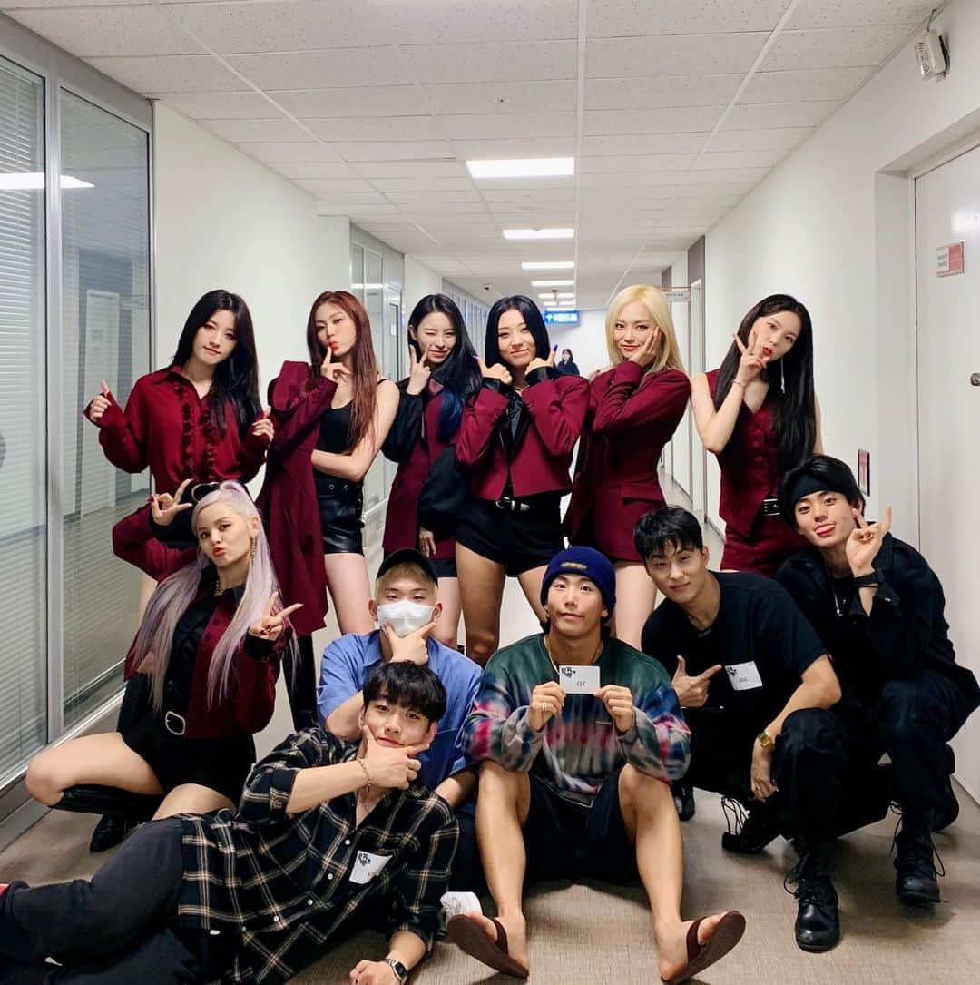 エルキーのインスタグラム：「둘째주도 함께 해요❤️ #CLC_HELICOPTER」