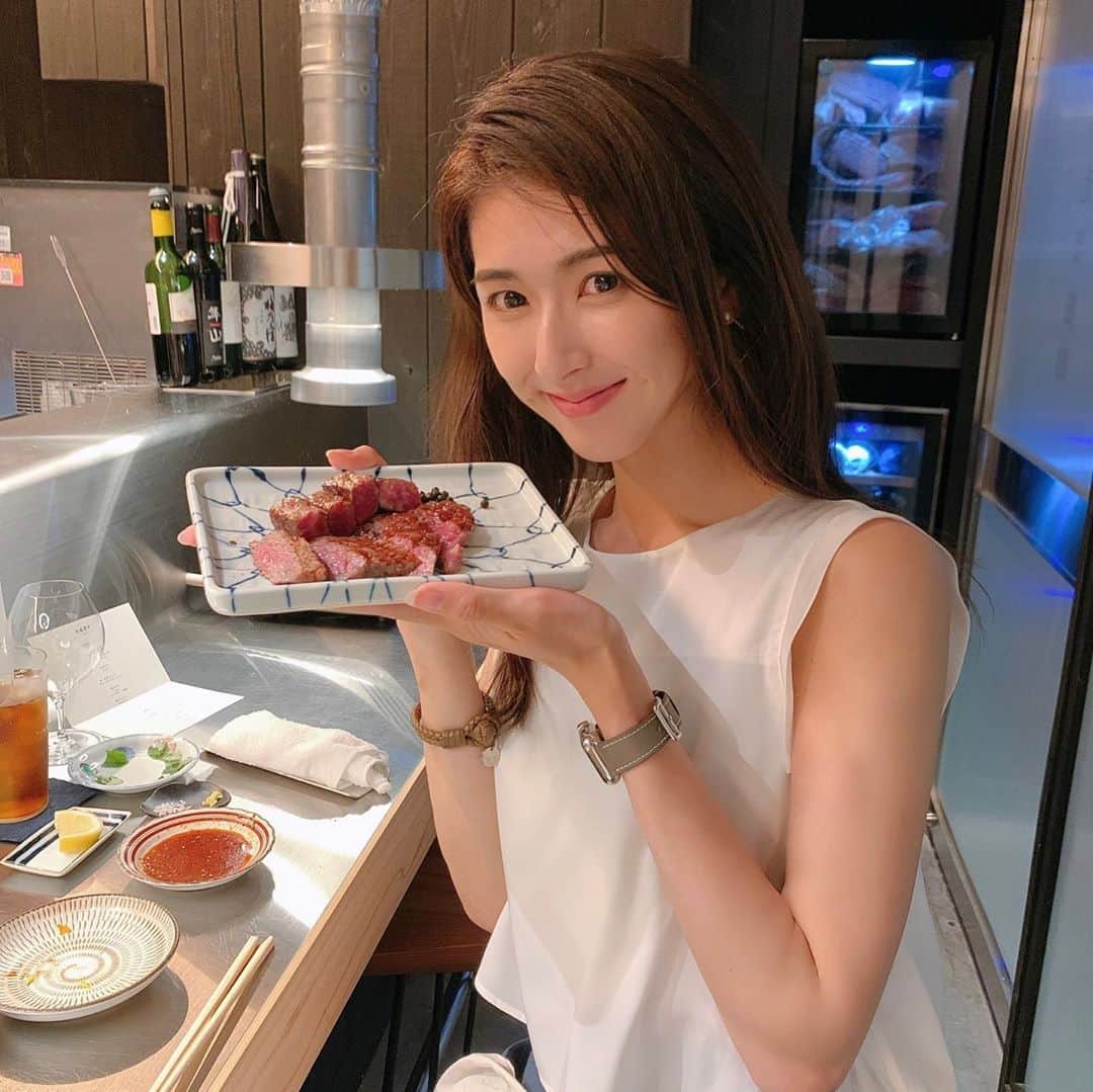 井上麻衣さんのインスタグラム写真 - (井上麻衣Instagram)「この前奈良にあるお肉屋さん #肉といえば松田 に行ってきました❤️  👱🏼‍♂️とよく待ち合わせした大和八木にあって 懐かしくなりました☺️ また詳しく載せます✨ ヨダレ🤤注意です❤️笑 . . . #instagood#instalike  #goodlife#gourmet#yakiniku #グルメ#焼肉#焼肉割烹#シャトーブリアン #大和八木#奈良#奈良グルメ#奈良焼肉 #お肉大好き ♡」9月7日 17時37分 - mai_inoue