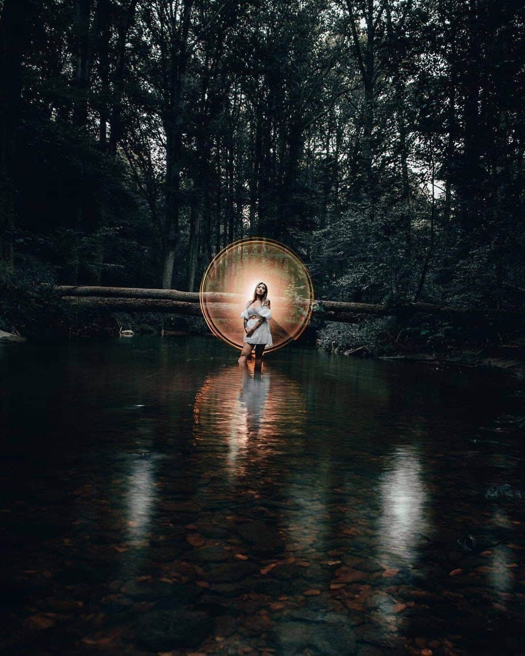 instagoodさんのインスタグラム写真 - (instagoodInstagram)「As featured on @2instagood  photo by @andrew_weiner_photography  Rivers know this: there is no hurry. We shall get there someday!  Model: @sammichangarcia  .」9月7日 18時00分 - instagood