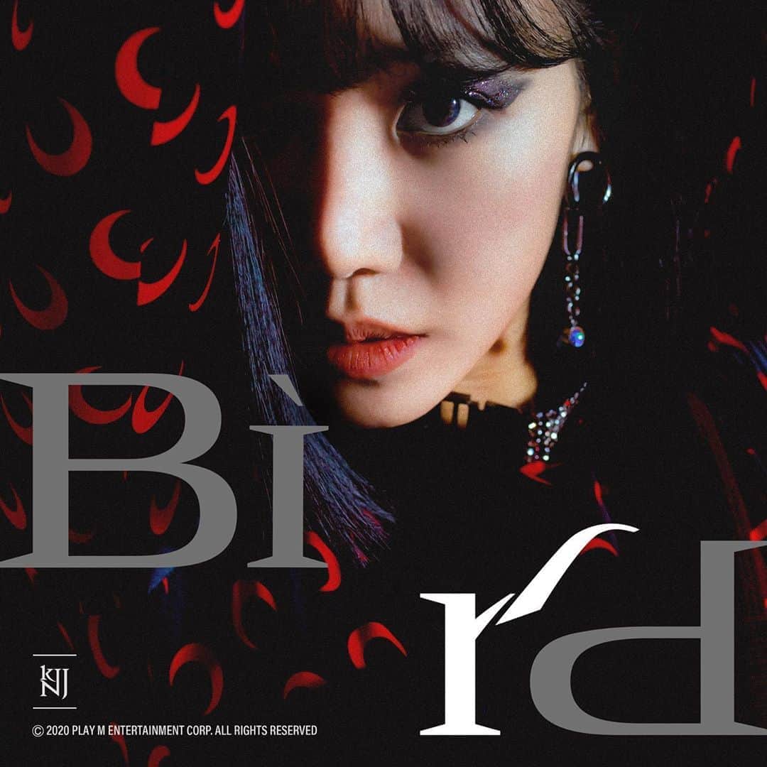 Apinkさんのインスタグラム写真 - (ApinkInstagram)「[#김남주] Kim Nam Joo 1st Single Album [Bird]의 음원이 공개되었습니다🦅 PANDA🐼 여러분들의 많은 사랑 부탁드립니다💞 . 📺Music Video  ▶ https://youtu.be/en4BDQgflG0 - 🍈Melon ▶ http://kko.to/wfYkqdnYH . #Apink #남주 #Namjoo #Bird #김남주_Bird_벅차게_날아가」9月7日 18時03分 - official.apink2011