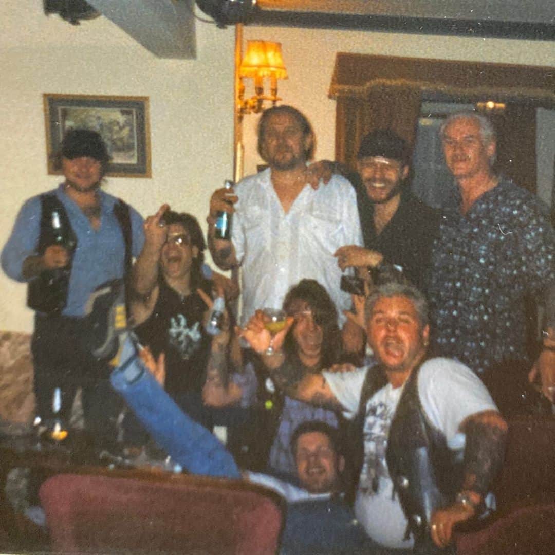 アムステルダム・タトゥー・ミュージアムのインスタグラム：「Luton i dont know when#daveshire#junkfoodjohnny#tattooeus#bernieluther#luton#ianofreading」