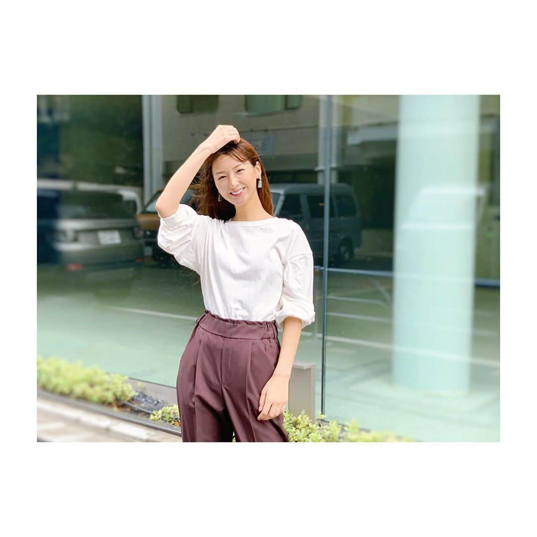 鈴木望さんのインスタグラム写真 - (鈴木望Instagram)「成功→失敗﻿😇 ﻿ ﻿ 風と雨とわたし🤣﻿ ﻿ ﻿ #Photo #fashion #rainy﻿ #雨の日　#風　#東京 #outfit #ootd  #sweatshirt」9月7日 20時23分 - nozomi.0318