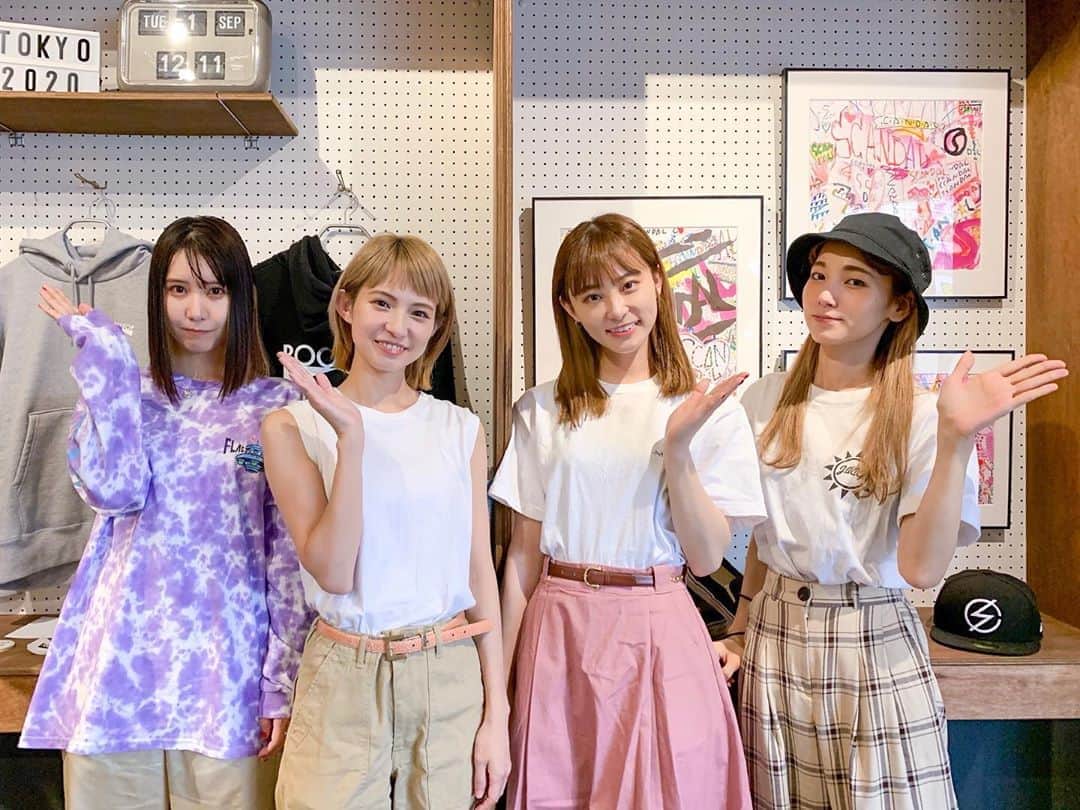 SCANDALさんのインスタグラム写真 - (SCANDALInstagram)「SCANDALのレギュラープログラム『Catch up supported by 明治アポロ』まもなく配信スタート🎧　  21:00~ #AuDee 22:00~ #Spotify #scandal #キャッチアップ」9月7日 20時50分 - scandal_band_official