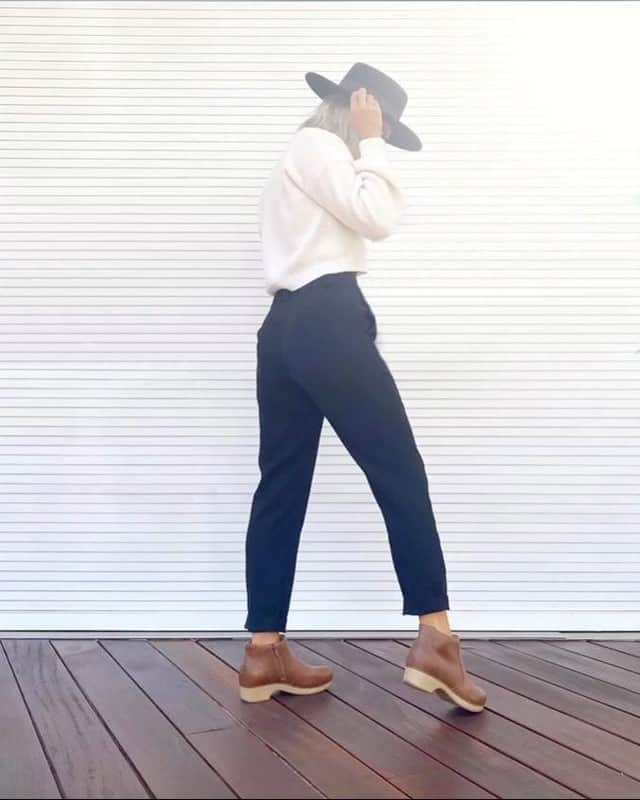 ダンスコのインスタグラム：「Just in time for fall... Shop Barbara on our website now!」