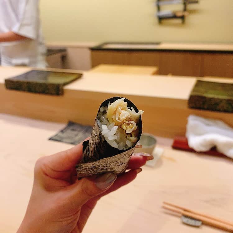 橘司さんのインスタグラム写真 - (橘司Instagram)「鮨おわな匠 久しぶりのお鮨だったよー🙃💕 貝美味しかった😋🍣 #鮨 #鮨好きな人と繋がりたい」9月7日 21時29分 - tachibana_tsukasa820