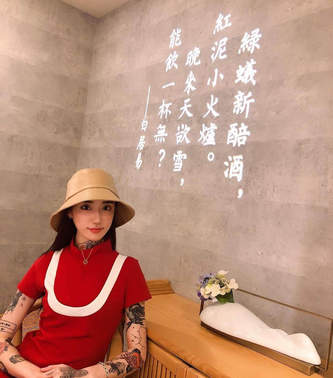 水森翠のインスタグラム：「火鍋🔥昔は毎日一緒に食べてた~~ 久々に会ったけど 落ち着く 愉快なお姉ちゃん💕笑っ #火鍋」