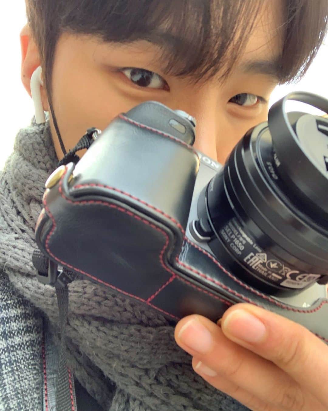 キム・ドンヒのインスタグラム：「이것은 1년 전 동동」