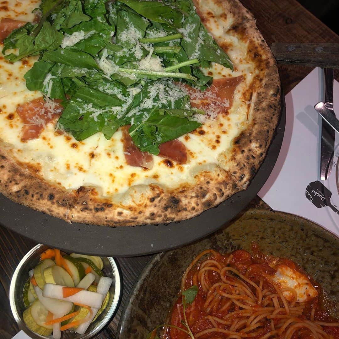 ユジョン さんのインスタグラム写真 - (ユジョン Instagram)「10장밖에 담지 못하지만 사진에 없어도 챙겨준 모든분들 살랑해요♥️ 2020 생일끝.」9月7日 21時51分 - yuding92