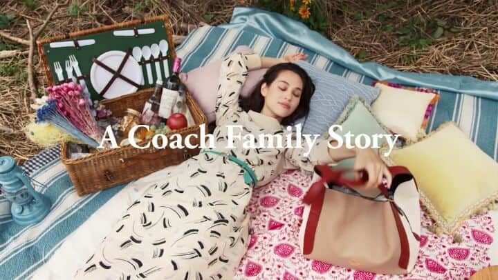 Kiko Mizuhara Fanstagramのインスタグラム：「COACH  Kiko Mizuhara  #CoachFamily Fall 2020」