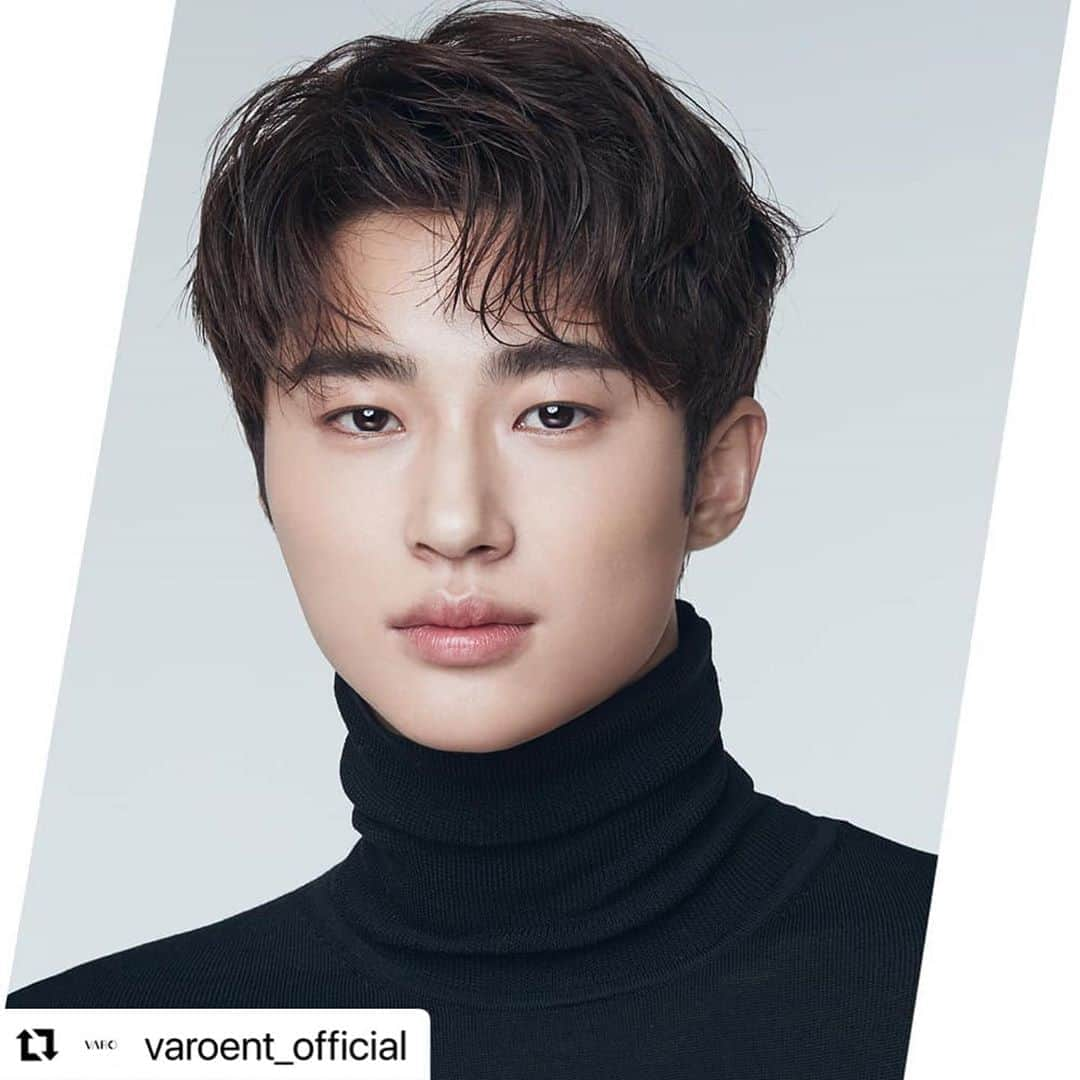 ビョン・ウソクさんのインスタグラム写真 - (ビョン・ウソクInstagram)「#Repost @varoent_official with @make_repost ・・・ #NEWS ⠀ 배우 변우석, 바로엔터테인먼트로 이적 ⠀ 바로엔터테인먼트에서 새롭게 시작하는 변우석 배우의 모습, 많이 기대해주세요! ⠀ #변우석 #BYEONWOOSEOK #Varoent #Varoentertainment #바로엔터테인먼트 #배우 #Actor」9月7日 22時38分 - byeonwooseok