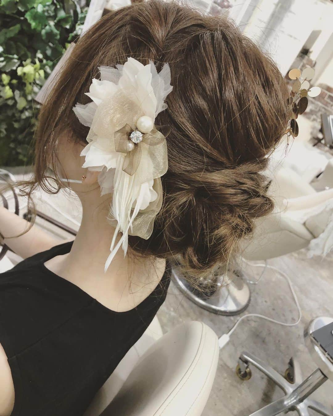 堀内華央理さんのインスタグラム写真 - (堀内華央理Instagram)「浴衣ヘアアレンジ👘💕🌸  ヘアアレンジはCelsusで @celsus_secret_garden  お願いしましたー🥺💕  以前袴衣装の時に使った髪飾りを 使ったよー💕  袴の時もヘアアレンジ Celsusでしていただきました☺️  #kaorihoriuchi #堀内華央理 #bakusutesotokandaicchome #バクステ外神田一丁目 #idol #japaneseidol #tokyo #japan #streamer #twitchstreamer #game #아이돌 #게임 #트위치 #實況主 #偶像 #yukatahair #yukatahairstyle #浴衣ヘアアレンジ #浴衣ヘア #袴ヘア #ヘアアクセサリー #hairarrange #hairaccessories #headpieces」9月7日 23時21分 - horiuchikaori