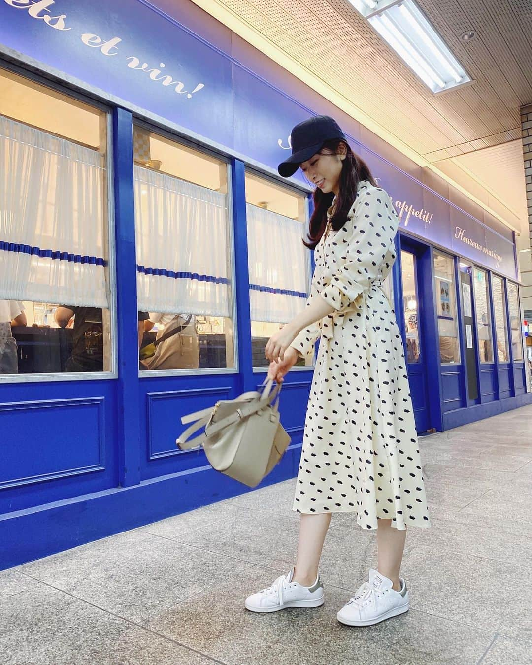 福井千佳さんのインスタグラム写真 - (福井千佳Instagram)「. . 珍し全身code👗 . #coordinate#code . . one-piece @hm #hm sneaker @stansmithonline #stansmith cap @dholic_official #dholic bag @loewe #loewe#ロエベハンモック . #model#fashionmodel#모델#和装モデル#webモデル#フリーランス#freelance#福井千佳#chika_fukui#インフルエンサー#beauty#followme#style#おしゃれさんと繋がりたい#japan#패션#좋아요#좋아요반사#좋아요환영#팔로우미#팔로미#classyフォト#chika_fashion」9月7日 23時48分 - chika291