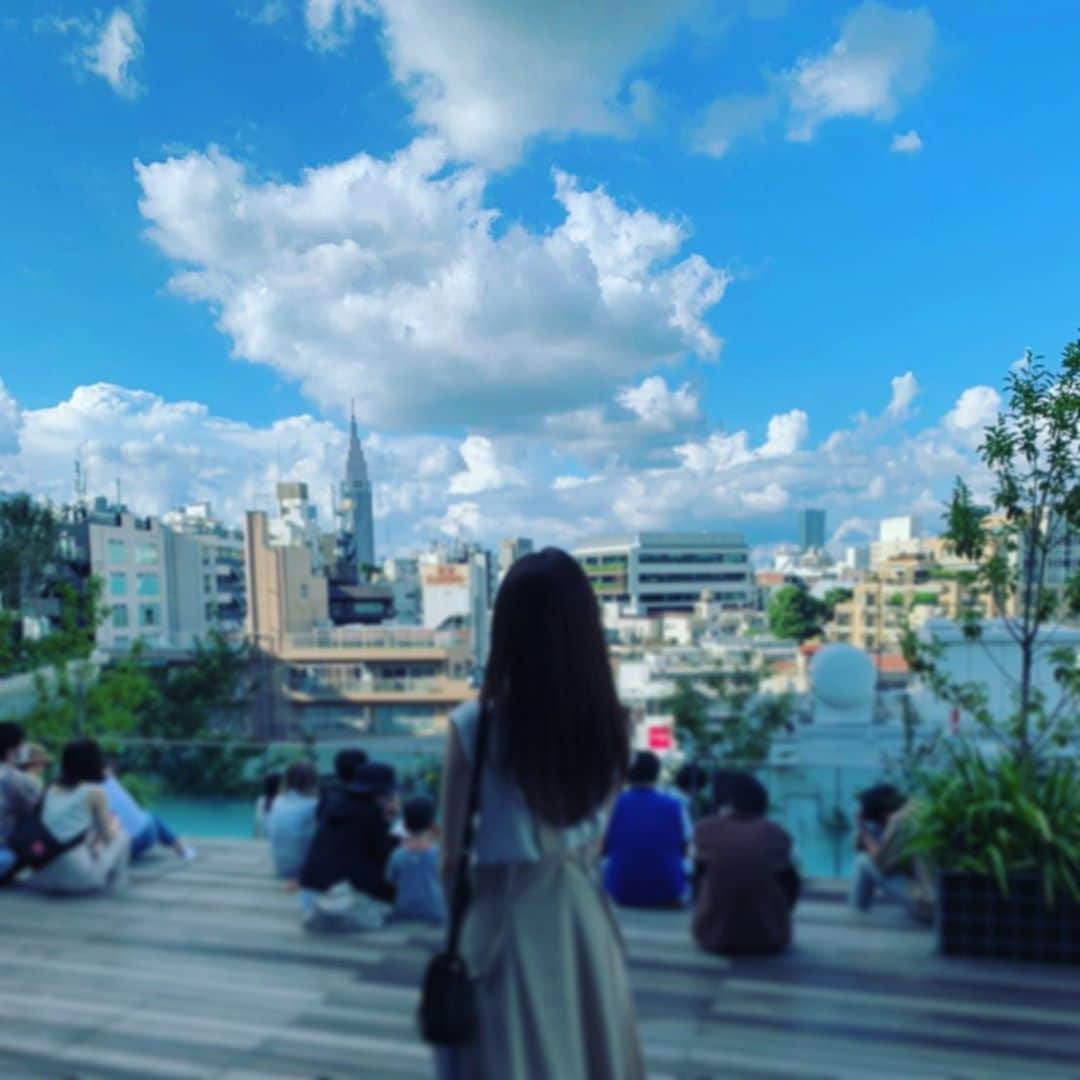 木谷有里さんのインスタグラム写真 - (木谷有里Instagram)「綺麗な空☺︎  #ウィズ原宿　#withharajuku #tokyo #harajuku #原宿」9月8日 11時33分 - kitani_yuri