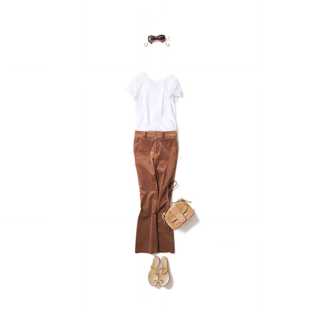 のインスタグラム：「・ NEW♦️Coordinate  ・ 2020-09-08 ・ 夏と秋のマリアージュ ・ tops : #gicipi ＃fio pants : #lustic accessory : #anthemforthesenses #gigi bag : #abro shoes : #ilsandaloofcapri other : #pagani  ・ #kkcloset #kkshop #菊池京子 #kyokokikuchi  #コーデ  #code #style #fashion #コーディネート #ootd #wear ＃follow #happy  #カジュアル #italy #white #tshirt #camel ＃コーデュロイ #秋」