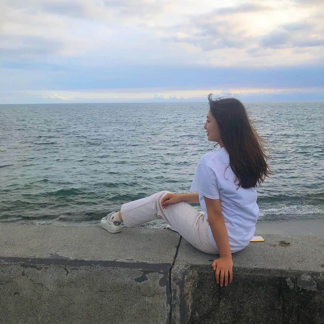 犬塚花菜子のインスタグラム：「おはようございます！！ めちゃくちゃ暑いけど体調気をつけてください！ 今日も1日笑顔で✌️  今日の12時から、マイスタの第2弾のイベントが始まります！！！ non-no載りたいです！応援よろしくお願いします🙇‍♂️  今日の#かなポチ も待ってます❣️  いつもいいねやコメントありがとうございます🐕🌻  #Instagram#撮影モデル#被写体#ミスミスター#ミス桜美林#桜美林大学#ミスコン#ファイナリスト#撮影#ミクチャ #配信#投票 #ミス桜美林 #ミスミスター桜美林 #f4f#ootd#サロモ#サロンモデル#follow#followforfollowback#カメラ越しの私の世界#一眼レフ#フィルム#filmphotography#東京#カフェ巡り#iPhone#camera」