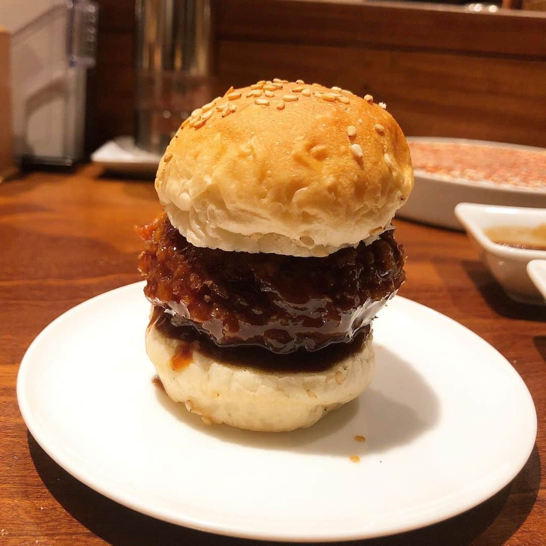 浦田麻緖さんのインスタグラム写真 - (浦田麻緖Instagram)「トリセツならぬ、、、トンセツ🥢こんなに沢山の種類のトンカツを食べたのは、初めてです🐽  #銀座かつかみ　#トンカツ #トンセツ　#グルメ　#和食 #トンカツの美味しいお店 #tonkatsu  #ginza #yummy」9月8日 11時08分 - mao.urata