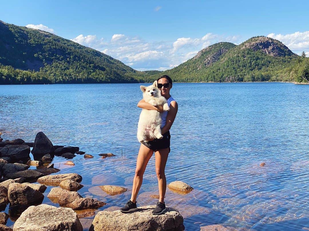のインスタグラム：「Instagram: “I love nature” Reality: “Where’s my bed get me outta here”」