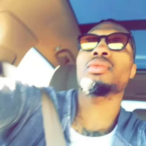 デイミアン・リラードのインスタグラム：「Find yourself on this good Monday 😎」