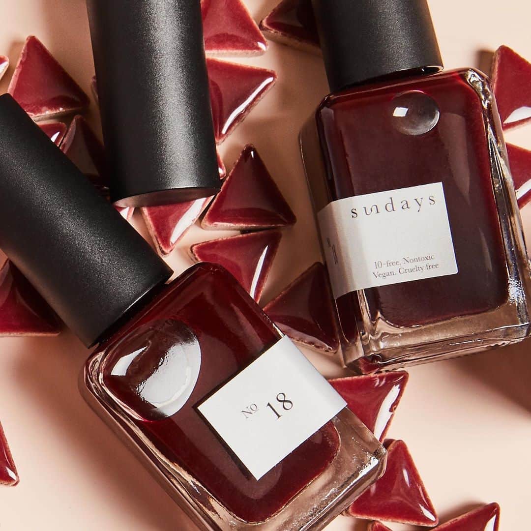 ipsyさんのインスタグラム写真 - (ipsyInstagram)「@sundays_studio Nail Polish No. 18 will give your nails a much-needed fall makeover—even if your autumn wardrobe consists of sweats and leggings. #IPSY #IPSYGoodVibes」9月8日 5時25分 - ipsy