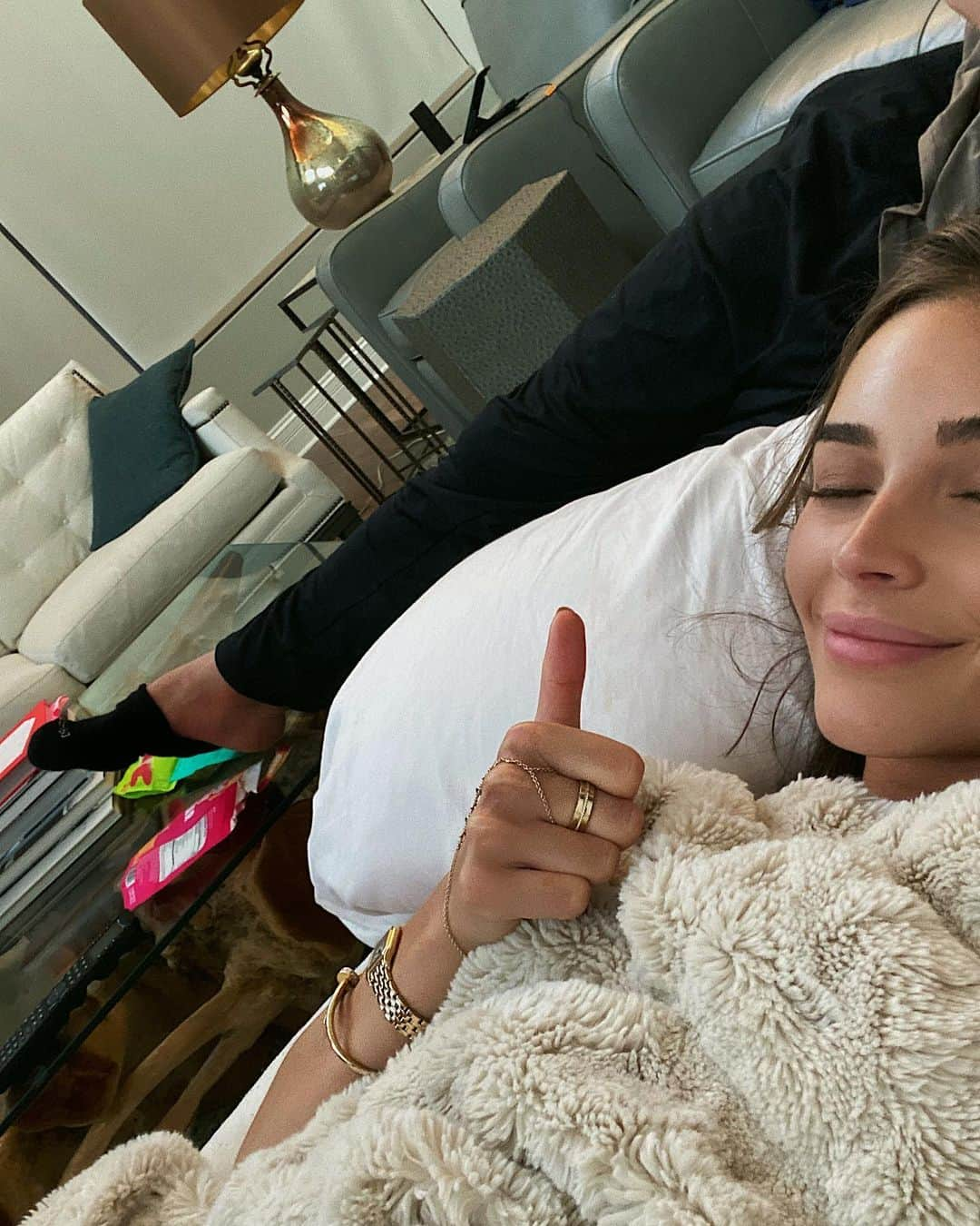 オリビア・カルポさんのインスタグラム写真 - (オリビア・カルポInstagram)「Lazy weekend diary📍Charlotte 🙂🐶」9月8日 6時06分 - oliviaculpo