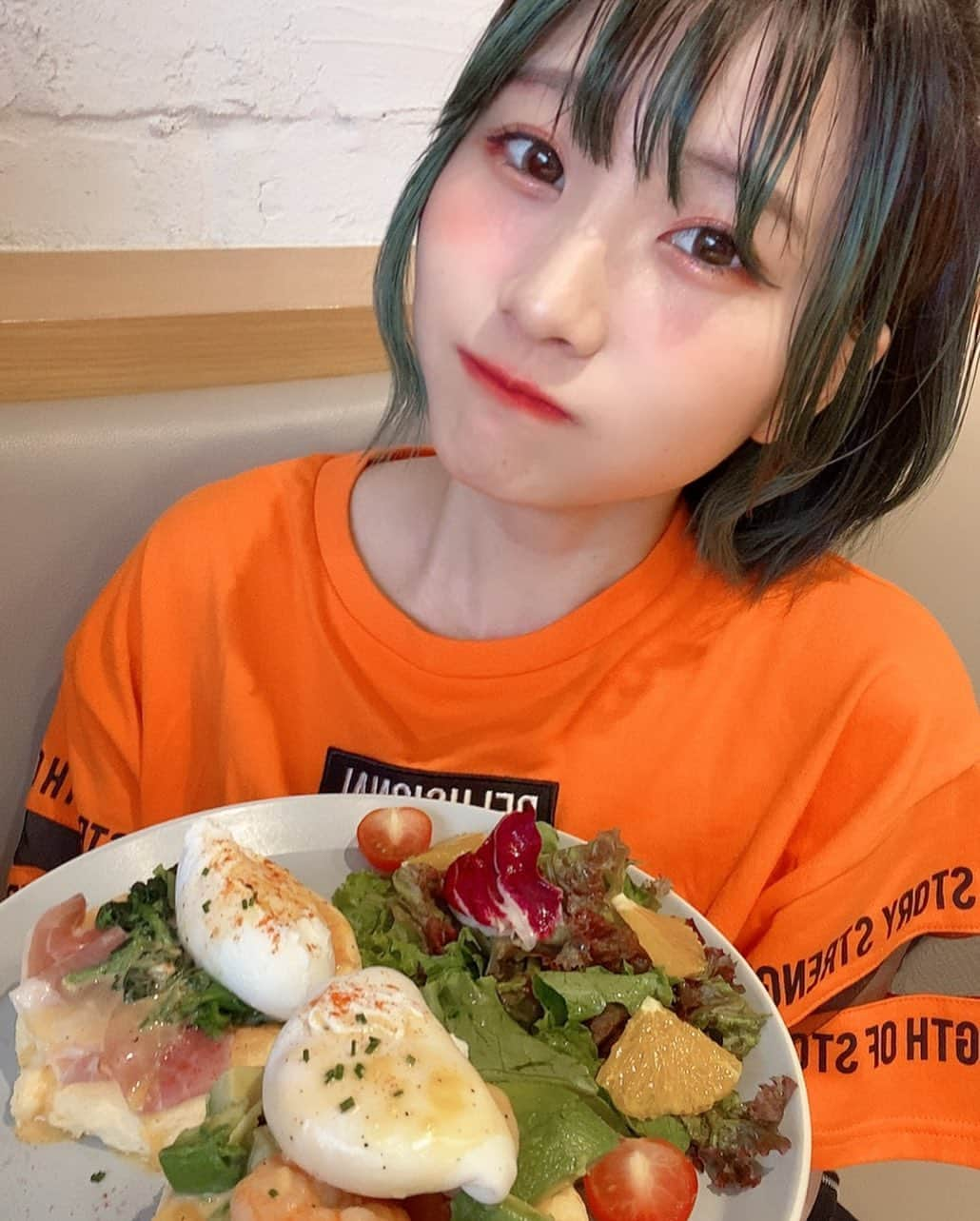 ふたばさんのインスタグラム写真 - (ふたばInstagram)「喉のために食べ物気をつけなきゃいけないからヘルシーなものを食べるようにきをつけるお休みの日👏👏👏  大好きなflippers👏👏  #原宿 #パンケーキ #flippers #原宿グルメ #表参道」9月8日 6時51分 - futaba_burlesque