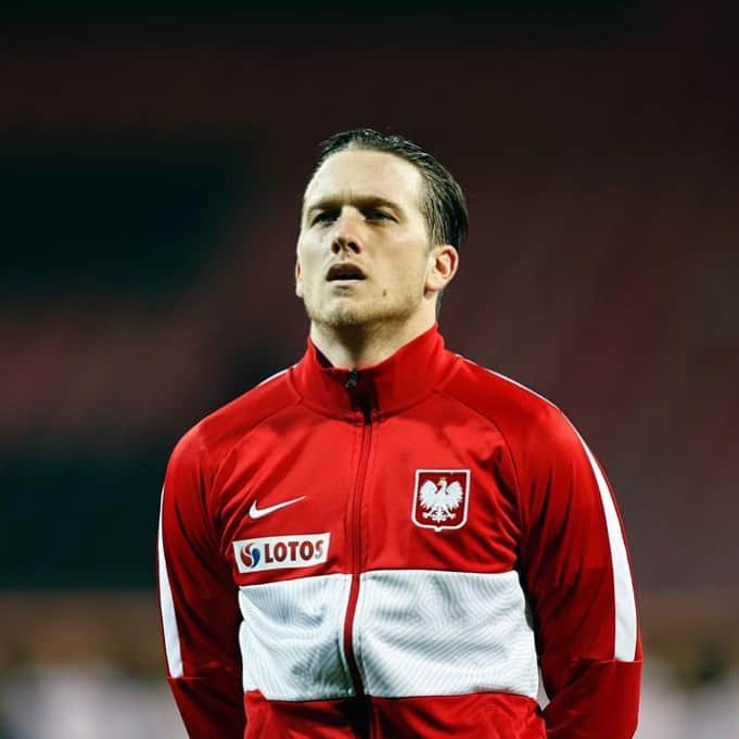 ピオトル・ジエリンスキのインスタグラム：「Ważne zwycięstwo 🇵🇱⚽️brawo drużyna🇵🇱#nationsleague」