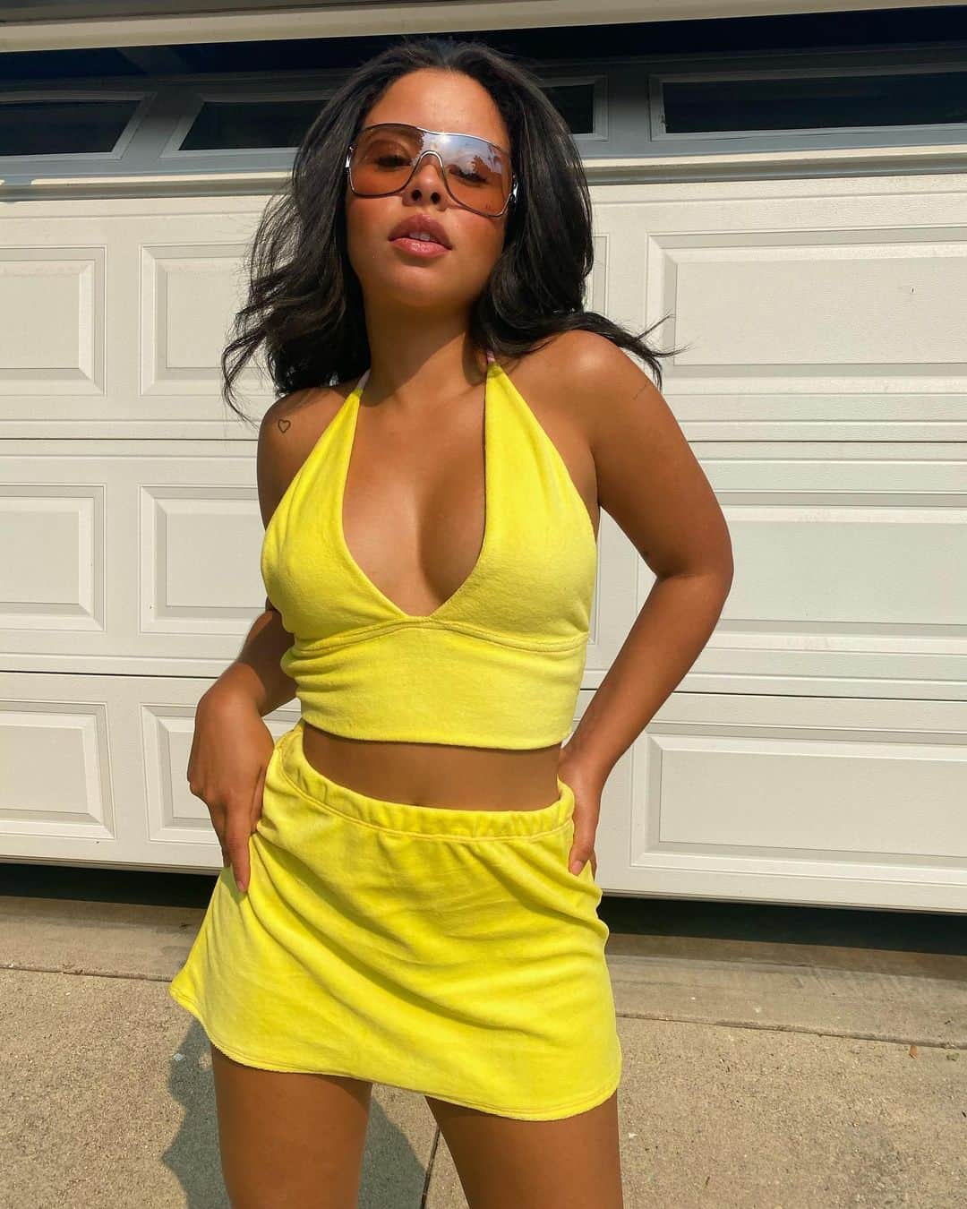 シエラ・ラミレスのインスタグラム：「cruel summer 🍋」