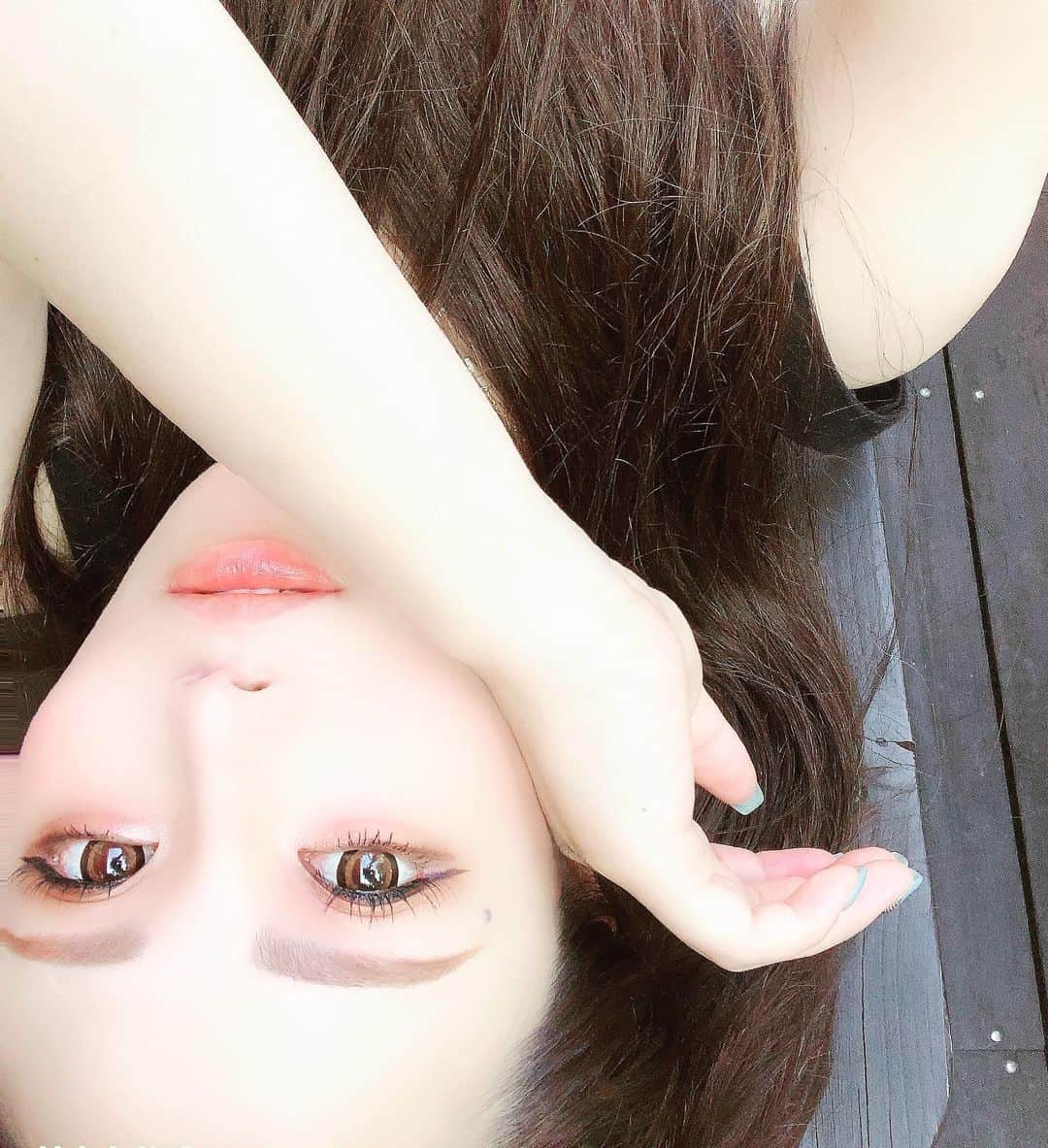 のインスタグラム：「YouTube撮影で 山梨きてまぁす🥺  今日もがんばります🙇‍♀️  #わっちょい#YouTube#山梨#キャバ嬢#リュアーグ#カラコン#メイク#撮影」