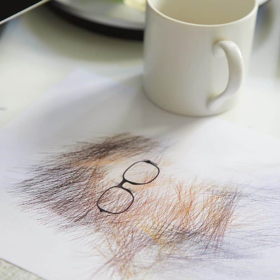 JINSさんのインスタグラム写真 - (JINSInstagram)「“The reality is that our world is not just filled with beautiful things. What we do through design is to find an interesting object and to explore ways to make it even better.” -- Ronan   SUGATA by JINS x Ronan & Erwan Shop the collection: jins.com/us/collections/sugata.html」9月8日 9時19分 - jins.usa