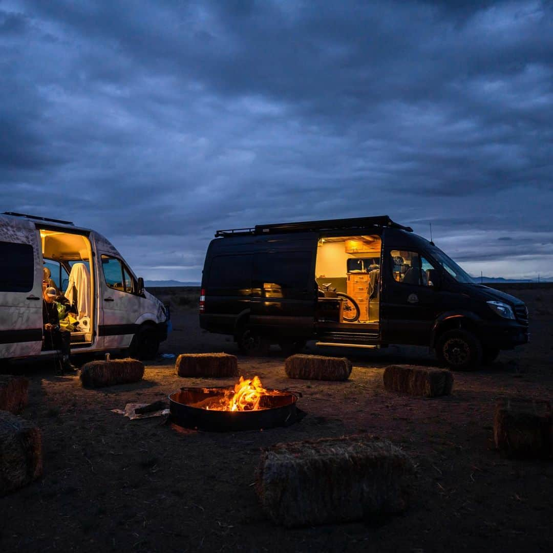 クリス・バーカードさんのインスタグラム写真 - (クリス・バーカードInstagram)「My passion for the Southwest runs deep, as these were the far reaches of my world as a kid. The most distant places I traveled growing up were Utah, Colorado & Wyoming. They felt completely foreign from the beaches of California where i grew up. Great San Dunes National Park always felt like another planet to me. Traveling here as an adult is still one of my favorite experiences of 2020.  I spent a week traveling in an @outdoorsy sprinter rental van fully sufficient with two friends working on an assignment documenting @shotsfromabove for a new project. Excited to share soon.  PS - slide two is my favorite ! Bison moving through the morning light  @brannelson @evanruderman @dbob」9月8日 9時35分 - chrisburkard