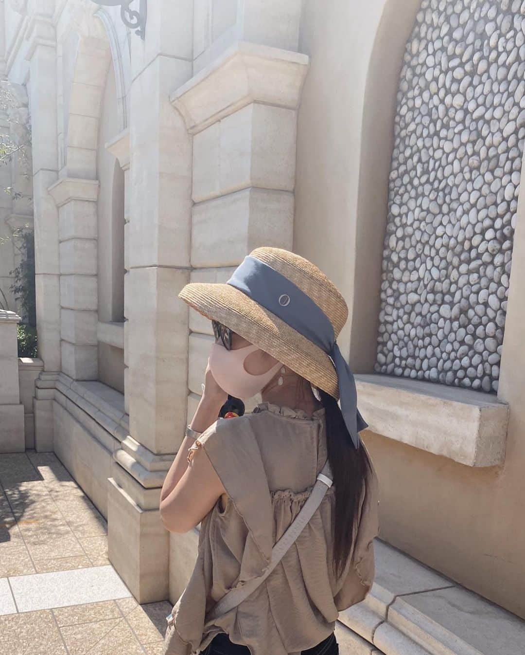 舟山久美子（くみっきー）さんのインスタグラム写真 - (舟山久美子（くみっきー）Instagram)「Disney sea🤍🤍🌊  #disneysea  #開園前から並ぶ  #全力disney  #ソアリン #ソアリンファンタスティックフライト  #最高すぎる #また行きたい #はぁ楽しかった❤️」9月8日 9時36分 - kumikofunayama