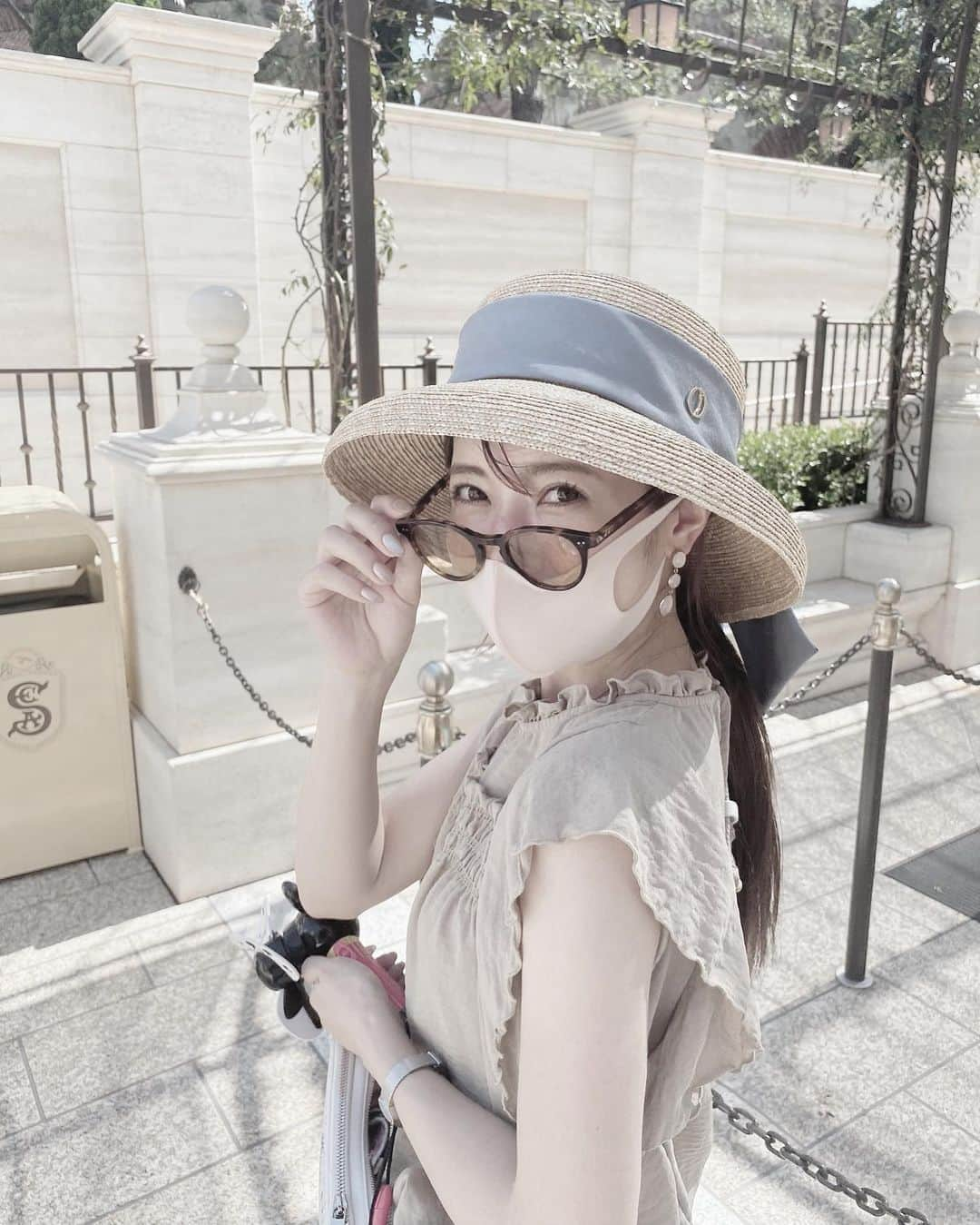 舟山久美子（くみっきー）さんのインスタグラム写真 - (舟山久美子（くみっきー）Instagram)「Disney sea🤍🤍🌊  #disneysea  #開園前から並ぶ  #全力disney  #ソアリン #ソアリンファンタスティックフライト  #最高すぎる #また行きたい #はぁ楽しかった❤️」9月8日 9時36分 - kumikofunayama