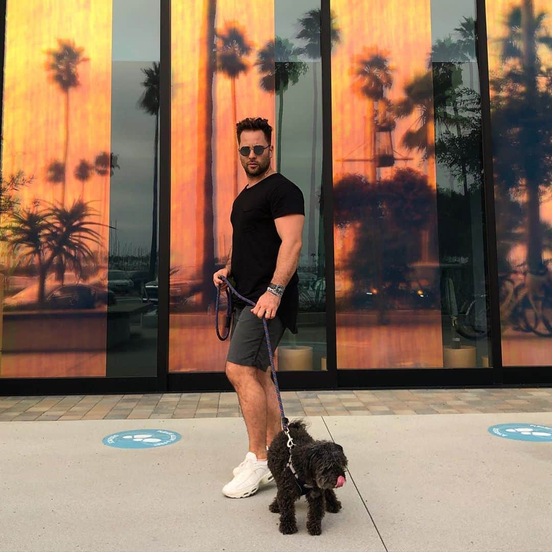 Samuel Lippkeのインスタグラム：「To make 2020 even better our sky is filled with wildfire smoke. Stay safe out there friends.」