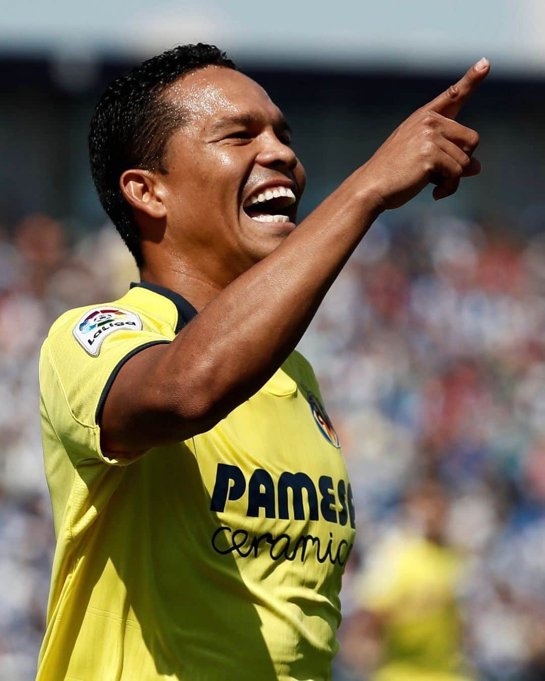 LFPさんのインスタグラム写真 - (LFPInstagram)「🎉 𝙃𝙖𝙥𝙥𝙮 𝙗𝙞𝙧𝙩𝙝𝙙𝙖𝙮, 𝘽𝙖𝙘𝙘𝙖! 🎉  The years pass by, but he keeps on scoring. Magic straight from Colombia! 🇨🇴  Los años pasan, sus goles siguen. Magia llegada de Colombia. ¡Felicidades, @goleador70! 💛  #LaLiga #LaLigaSantander #Villarreal #Bacca #HBD #Football #HayQueVivirla #HaveToLiveIt」9月8日 19時54分 - laliga