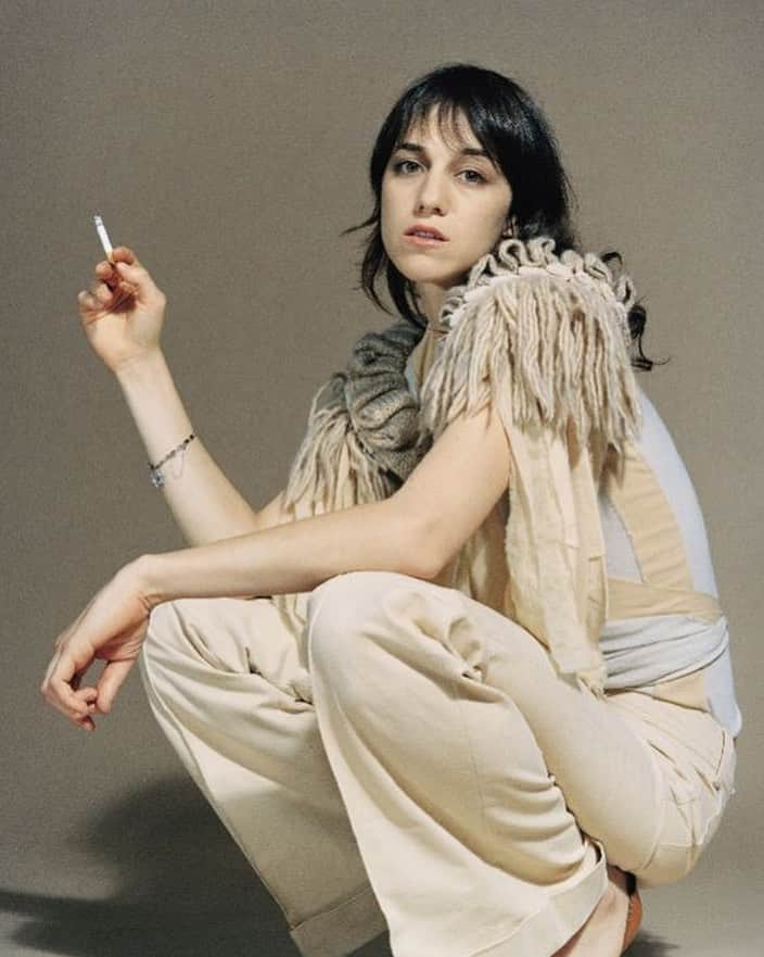 大森美希さんのインスタグラム写真 - (大森美希Instagram)「Charlotte Gainsbourg in Balenciaga, by Horst Diekgerdes, Self Service Magazine no.13 Autumn Winter 2000  シャルロットは私の永遠のアイドル。  #今日の一枚 #シャルロットゲンズブール #バレンシアガ #セルフサービスマガジン #ファッションエディトリアル #ファッションフォト #ファッション写真 #2000年代ファッション #クリエーター #ファッション #モード #アート #ニコラジェスキエール #私の師匠 #mood #charlottegainsbourg #balenciaga #nicolasghesquiere #horstdiekgerdes #selfservicemagazine #2000sfashion #fashioneditorial #fashionphotography #fashion #mode #art」9月8日 20時02分 - mikiomori_