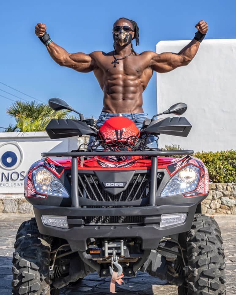 Ulissesworldさんのインスタグラム写真 - (UlissesworldInstagram)「Conquer All Fears❗️Dedication Has No Limitation. My Goal is to help you get RESULTS! ⤵️ #letsgo  _ LINK IN MY BIO👆For my Programs & Meal Plans (Female Also) IAMDEDICATED.ULISSESWORLD.COM _ Follow @biotechusa The Supplement I use  _ #ulissesworld #uapparelarmy #uapparelworld #ulissesseries #biotechusa」9月8日 20時24分 - ulissesworld