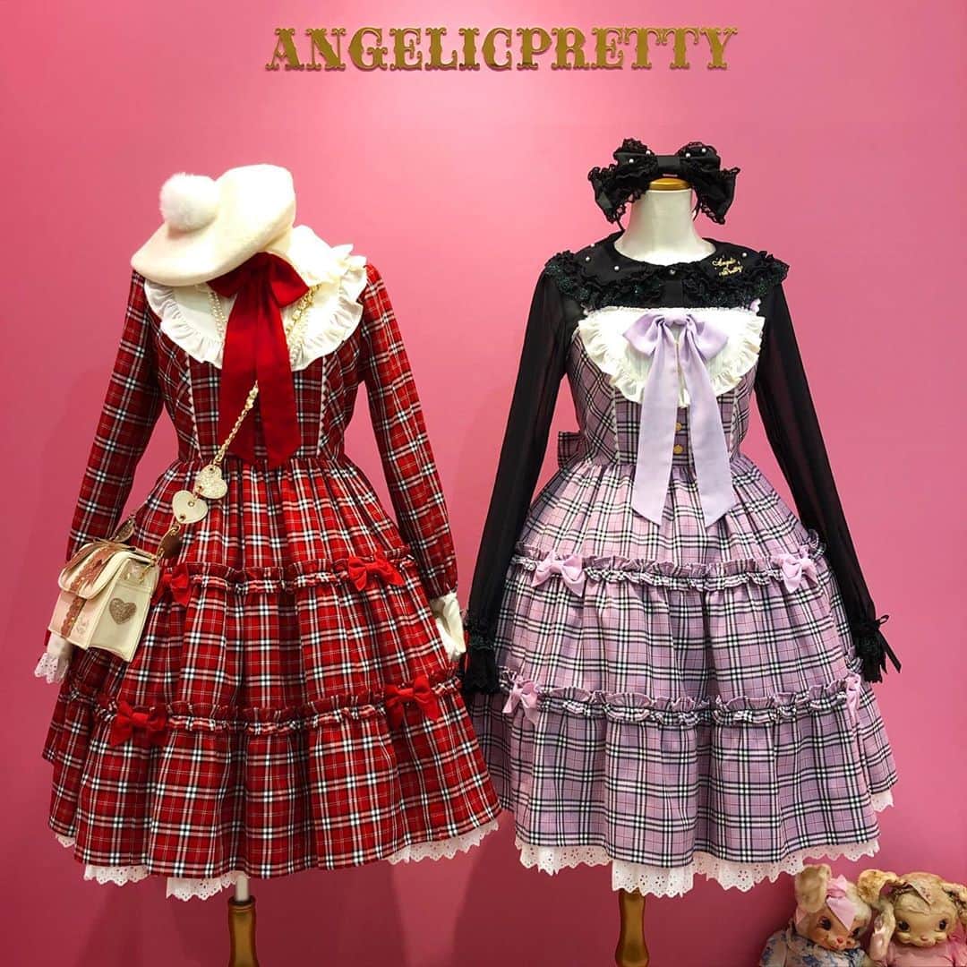 名古屋パルコさんのインスタグラム写真 - (名古屋パルコInstagram)「﻿ 【NEW OPEN】「アンジェリック プリティ」が西館3Fにニューオープン！﻿  ﻿ Angelic Prettyのお洋服とは、小さな頃に憧れた、絵本の中のお姫様が着ていた様な、レースやフリル、リボンがたくさんあしらわれた、とっても可愛いお洋服です。﻿ ﻿ 女の子にはいつまでも、夢見る心を持って欲しい・・・。﻿ ﻿ 夢見る心を忘れずに、いつまでも可愛くありたい女の子達の為のブランドです。﻿  ﻿ #angelicpretty #lolitafashion #cute #candy #check #pretty #アンジェリックプリティ #リボン #レース #夢見る心 #名古屋パルコ #名古屋PARCO #nagoyaparco #名古屋 #nagoya #栄 #矢場町」9月8日 12時32分 - parco_nagoya_official