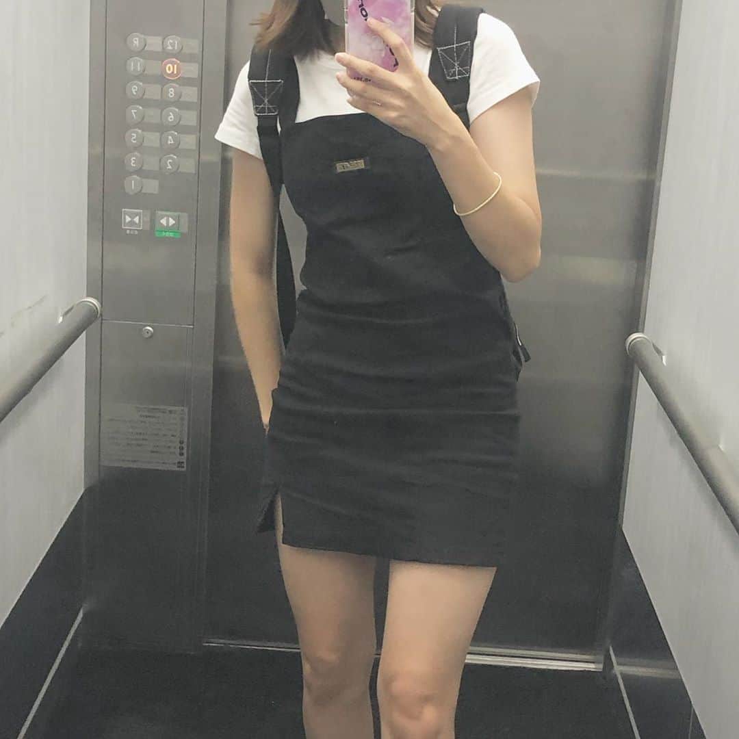 大塚美波さんのインスタグラム写真 - (大塚美波Instagram)「🤍🖤  #17kg #ワンピースコーデ #過去pic #韓国ファッション #韓国通販」9月8日 12時45分 - _mi7mi12_