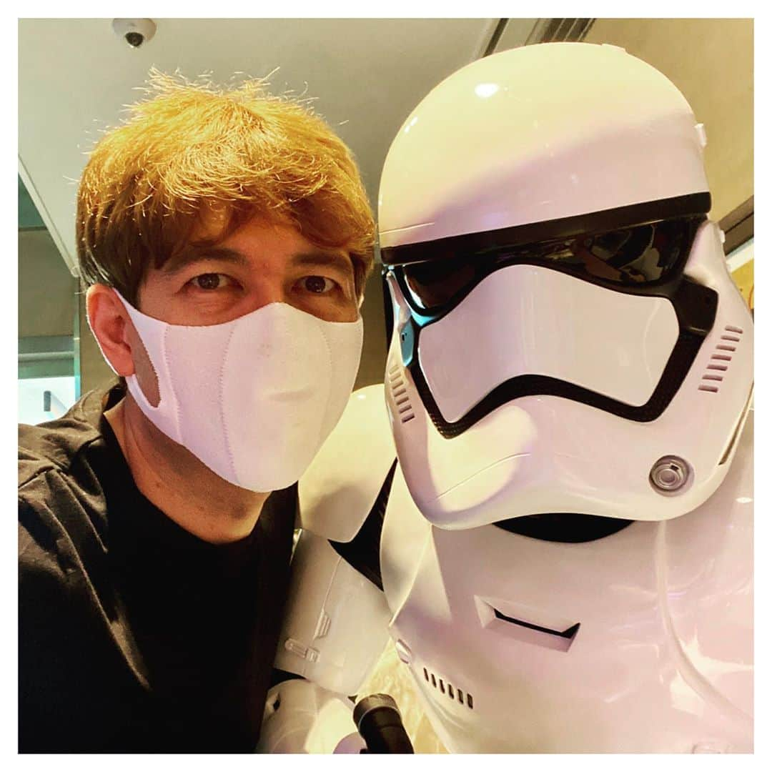 Saschaさんのインスタグラム写真 - (SaschaInstagram)「#buddies #starwars #stormtrooper #facemask #mask #facemaskselfie」9月8日 12時50分 - sascha348