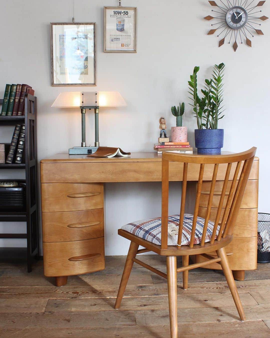 ACME Furnitureのインスタグラム